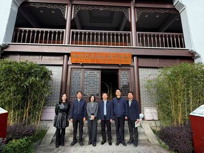 18c47eef7b347af5388480a75f13b770 18c47eef7b347af5388480a75f13b770