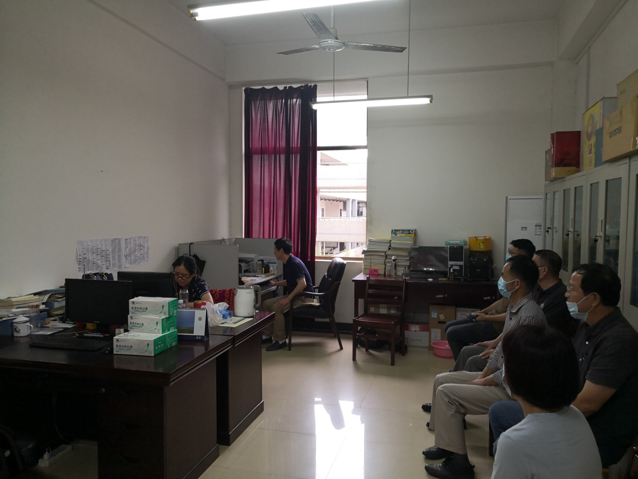 实验中心老师集中学习